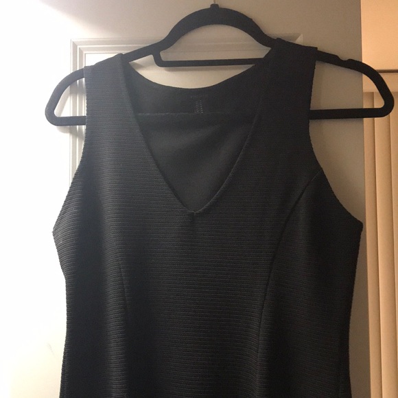Forever 21 black dress - Picture 2 of 3